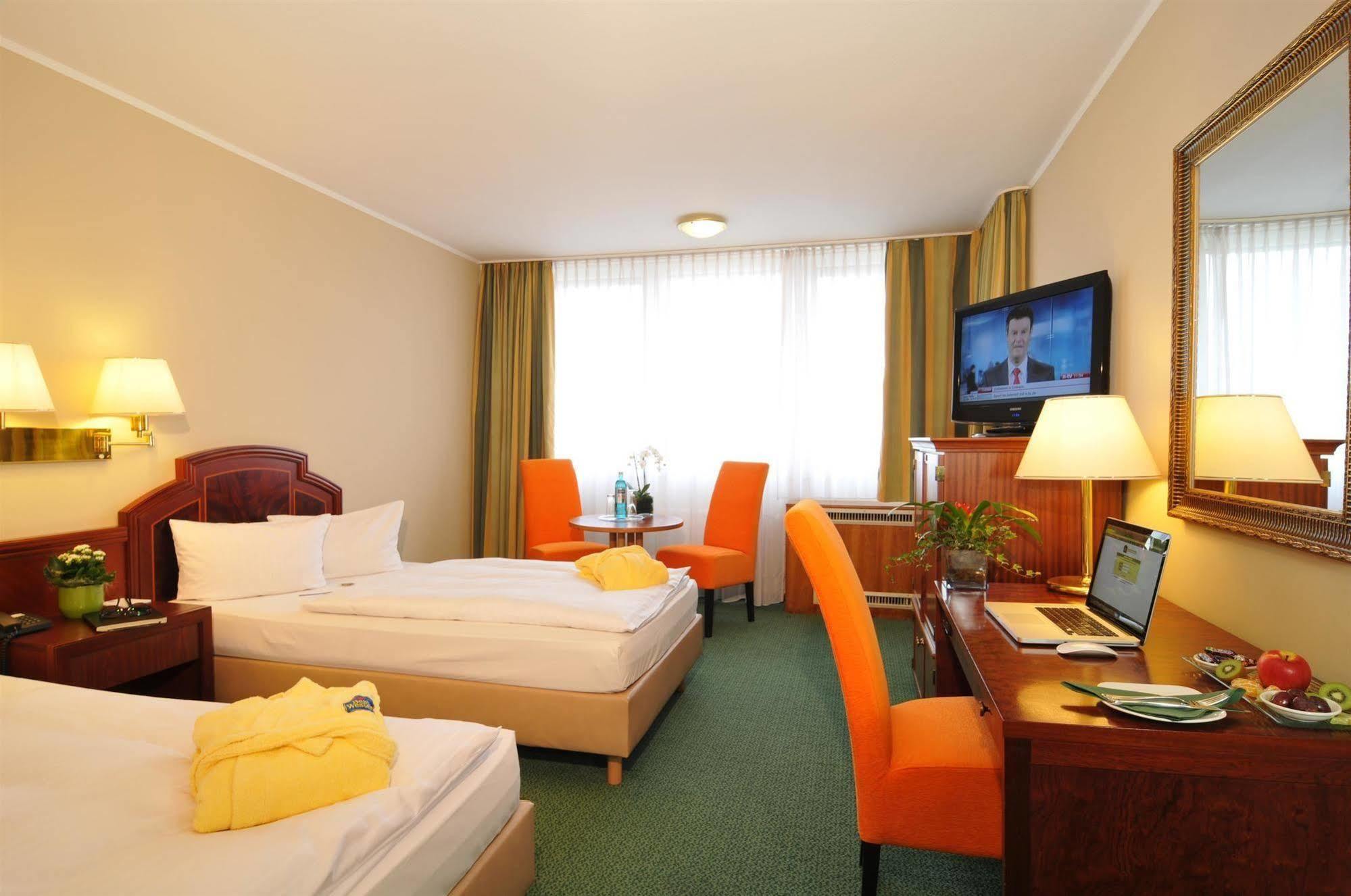 Leoso Hotel Leverkusen Luaran gambar